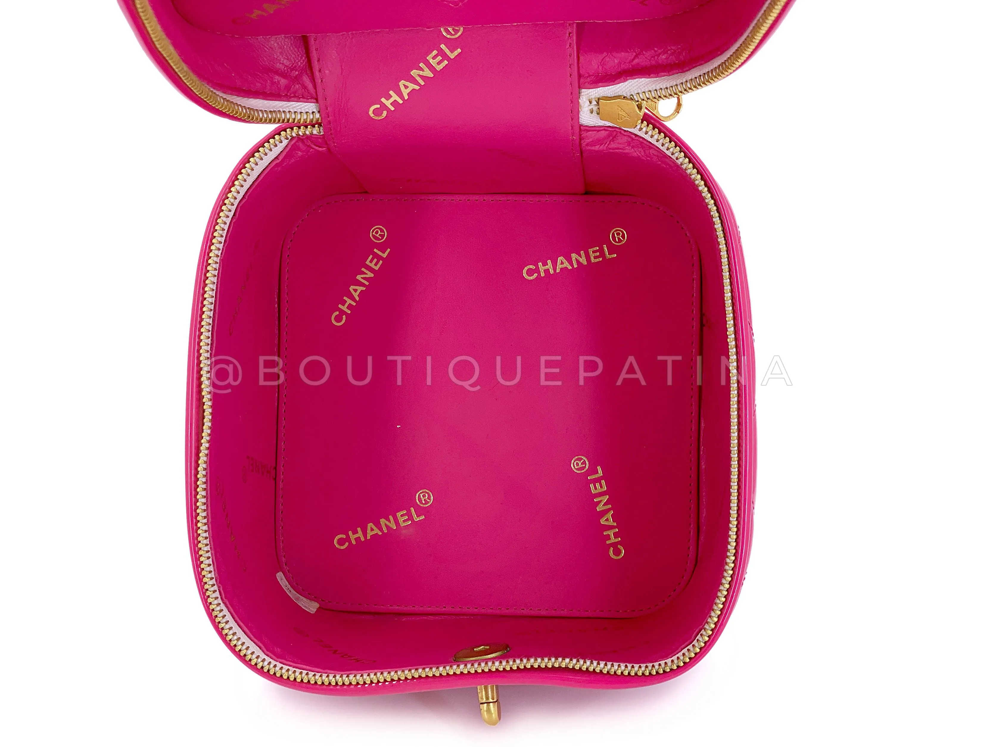 Chanel 1995 Vintage "Barbie" Pink Patent Heart-Mirror Vanity Case Bag