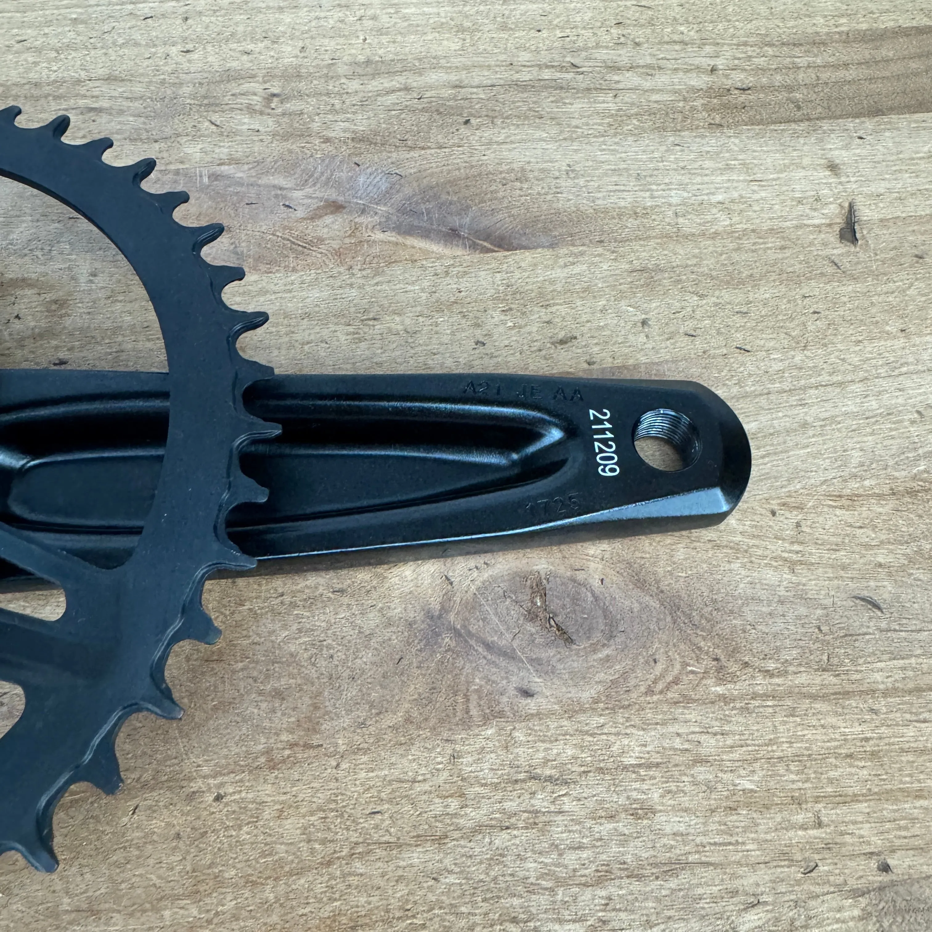 Low Mile! SRAM Rival AXS 29mm DUB Wide 172.5mm 46t 12-Speed Alloy Crankset